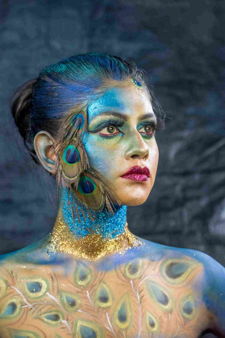 images_my_ideas_ 25/25_WC_TAPAS_KUMAR_HALDER_Peacock_Dancer_with_Body_Art.jpg